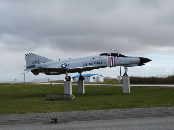 is-usaf-f4_phantom-keflavik-050518-full.jpg