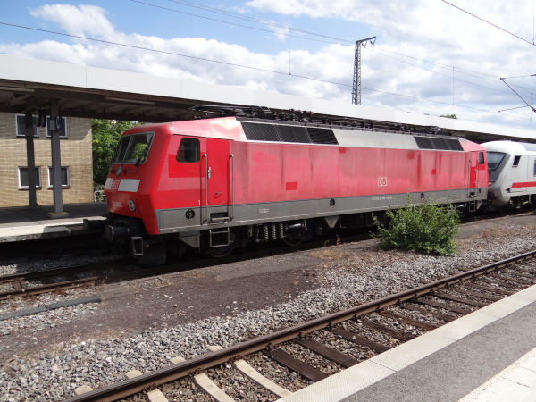 de-db-br120.104-karlsruhe_hbf-080715-full.jpg