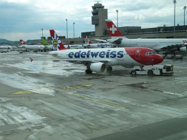 ch-edelweiss-hb_ihy-zurich-150523-pic2-full.jpg