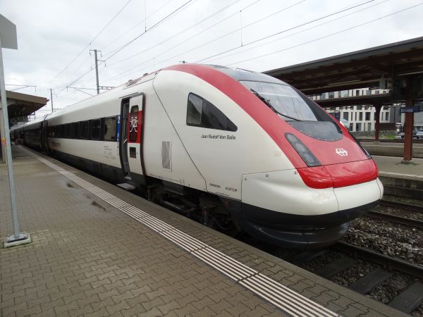 ch-sbb-rabde500-brugg-051122-full.jpg