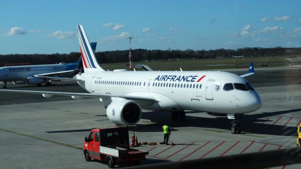de-airfrance-fhzuq-hamburg-200325-full.jpg
