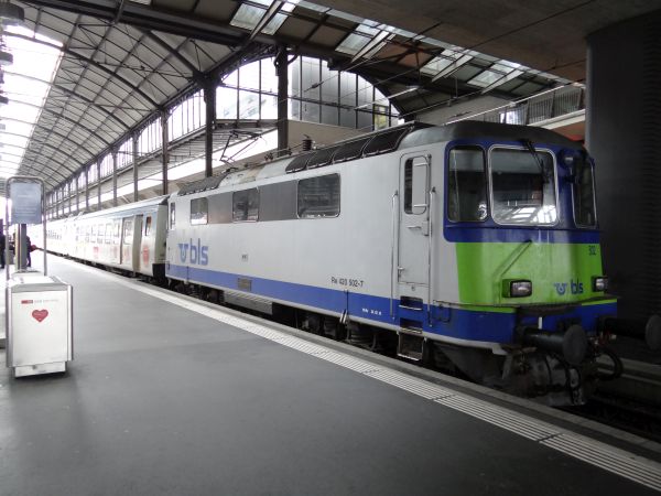 ch-bls-re420-luzern-010516-full.jpg